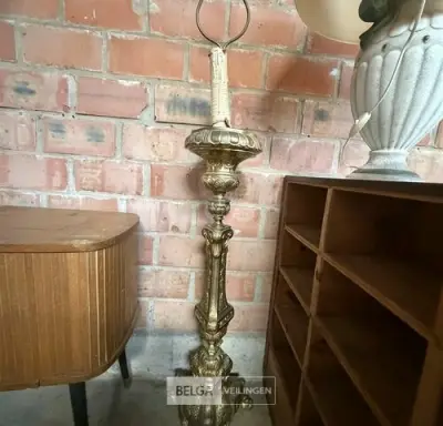Vintage kerkkandelaar – kavel bij Belga Veilingen, Zonhoven
