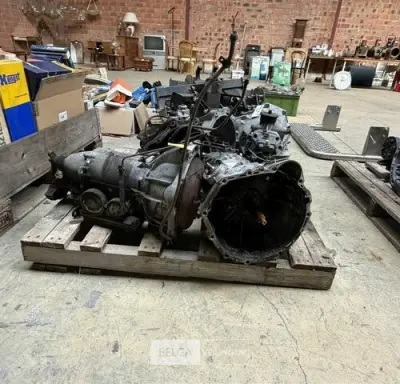 5x Div versnellingsbakken Mercedes – kavel bij Belga Veilingen, Zonhoven