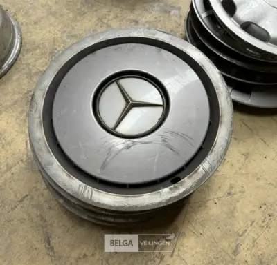 5x Sierdeksel Mercedes – kavel bij Belga Veilingen, Zonhoven