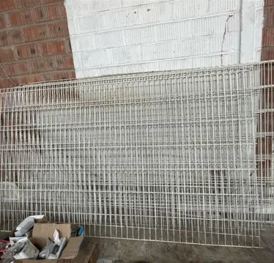Bekaert afsluiting – kavel bij Belga Veilingen, Zonhoven