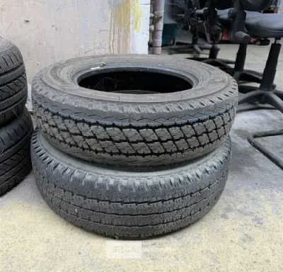 1x Band Bridgestone + 1x wiel – kavel bij Belga Veilingen, Zonhoven