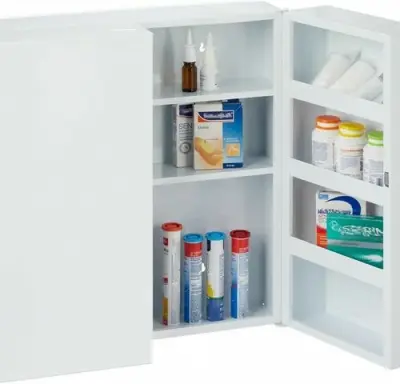 Medicijnkast – kavel bij Belga Veilingen, Balen