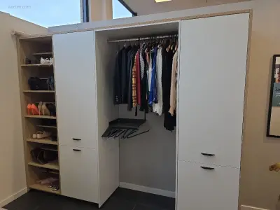 Dressingmeubel Ixina – kavel bij Auctim, Waterloo