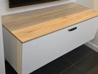 TV-meubel Ixina – kavel bij Auctim, Waterloo