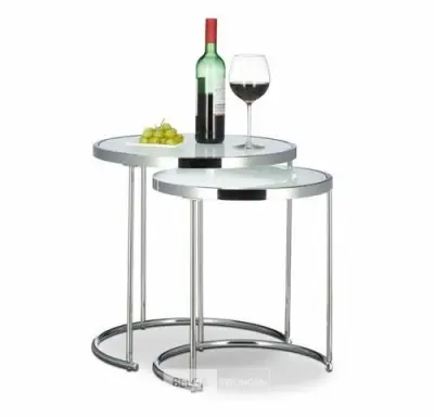 Bijzettafel – kavel bij Belga Veilingen, Balen