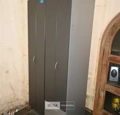 Metalen lockerkast – kavel bij Belga Veilingen, Retie
