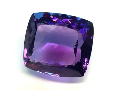 Amethist - Bijzonder grote Amethist van 50.11 carat – kavel bij Onlineveilingmeester