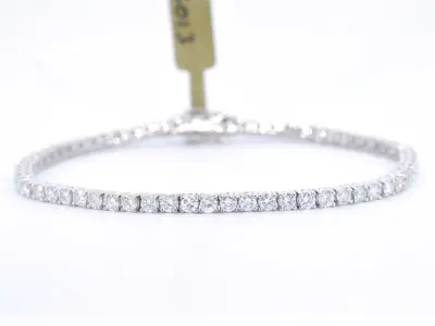 Witgouden armband vol met briljant geslepen diamanten 4.50 carat – kavel bij Onlineveilingmeester
