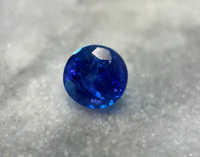 Tanzaniet - 4.91 carat natuurlijke tanzaniet – kavel bij Onlineveilingmeester