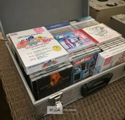 Flightcase met CD's – kavel bij Belga Veilingen, Retie