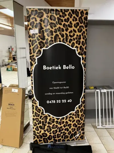 2 oprolbanners BELLO – kavel bij VH Auctions