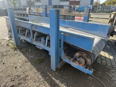 Industriële transportband / bandtransporteur voorzeef, Kleemann Reiner, A410 (tekeningaanduiding), blauw/zwart, gedemonteerd – kavel bij Onlineveilingmeester, Hoogeveen