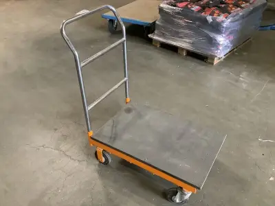 Plateauwagen, grijs/oranje – kavel bij Onlineveilingmeester, Zutphen