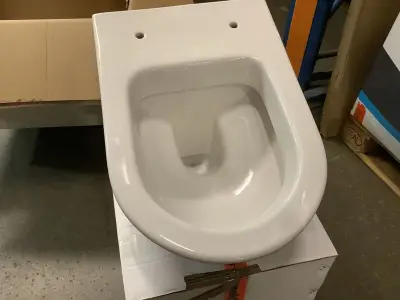 Hangtoilet, zonder toiletbril, wit – kavel bij Onlineveilingmeester, Zutphen