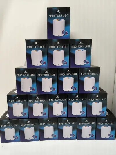 Ca. 19x Minqy touch light met 256 Kleuren Led lamp – kavel bij Onlineveilingmeester, Zutphen