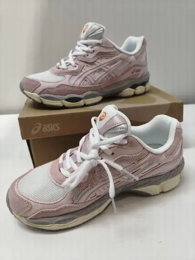Loopschoenen, Asics, roze – kavel bij Onlineveilingmeester, Zutphen