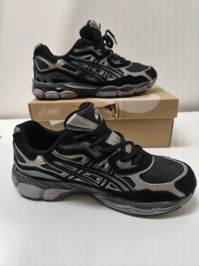 Loopschoenen, Asics, gel-nyc, zwart/grijs – kavel bij Onlineveilingmeester, Zutphen