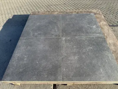 25,6 M2 Keramische Tegel Carbon 80x80x2 Cm – kavel bij XL Auctions