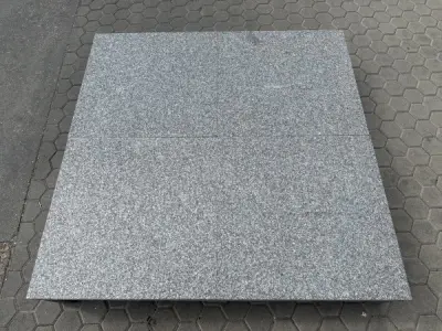 25,2 M2 Natuursteen Tegel Nari Black 60x60x2 Cm – kavel bij XL Auctions