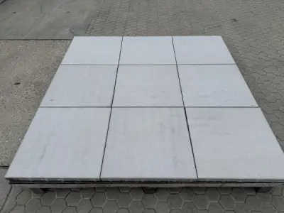 30,24 M2 Betontegel Light Grey 60x60x4 Cm – kavel bij XL Auctions