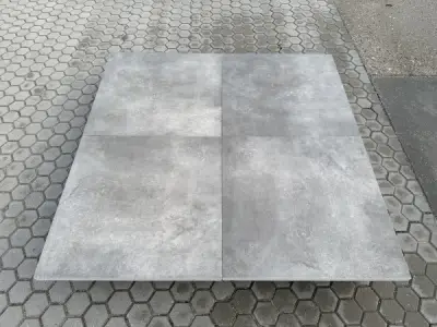 32,34 M2 Keramische Tegel Taupe 70x70x3,2 Cm – kavel bij XL Auctions