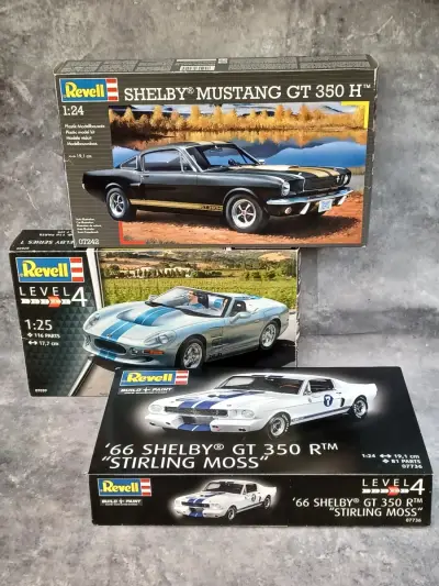 Set van 3 Revell modelbouwkits - Shelby Mustang GT 350 H, Series 1 en '66 GT 350 R – kavel bij De Kringwinkel, Gent