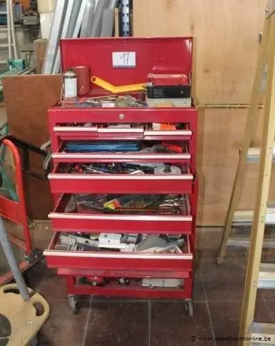 Gereedschapskast op wielen met diverse gereedschappen – kavel bij Appelboom