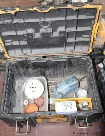 Gereedschapskoffer met diverse booraccessoires, DEWALT TOUGHSYSTEM 2.0 – kavel bij Appelboom
