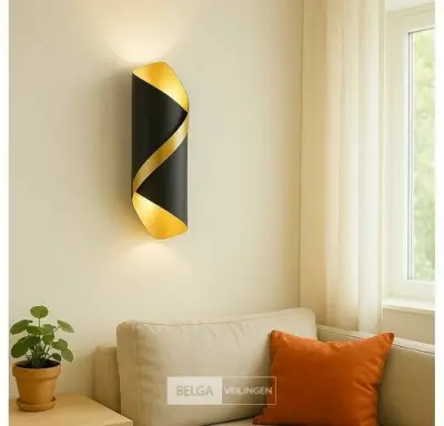 4 x LED Wandlamp – 6W – 3500K Neutraal Wit – IP54 – Zwart/Goud – SW-35 – kavel bij Belga Veilingen