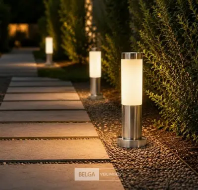 4 x Buitenlamp Tuinpaal – E27 – Chroom – IP44 – 325mm – DEFNE-3 – kavel bij Belga Veilingen