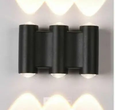 4 x Bidirectionele LED Wandlamp – 6W – 3500K Warm Wit – IP54 – SW-47-3 – kavel bij Belga Veilingen
