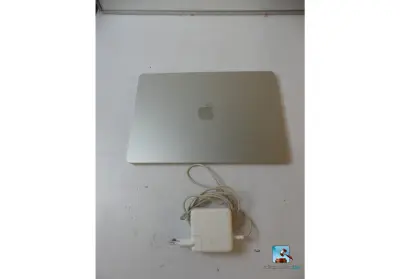 Macbook-lucht – kavel bij Clicpublic, Nivelles