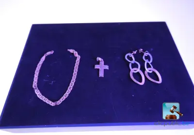 Set sieraden van 14-karaats goud – kavel bij Clicpublic, Nivelles