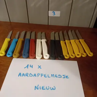 14 stuks aardappelmesjes, nieuw (Lot: 3) – kavel bij Goeiendeal, Lommel