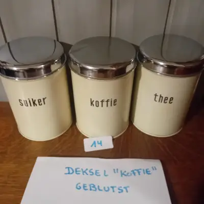 3-delige voorraadbusset voor suiker, koffie en thee, deksel "koffie" gebutst (Lot: 14) – kavel bij Goeiendeal, Lommel