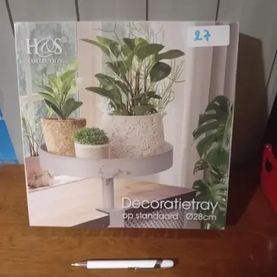 Decoratietray op standaard met een diameter van 28 cm, merk H&S Collection (Lot: 27) – kavel bij Goeiendeal, Lommel