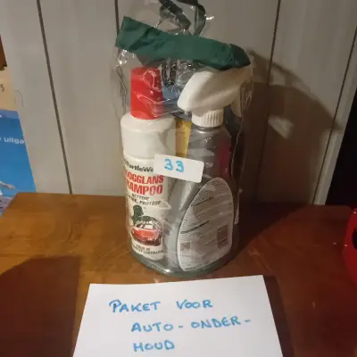 Onderhoudspakket voor de auto inclusief autoshampoo, merk Turtle Wax (Lot: 33) – kavel bij Goeiendeal, Lommel