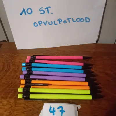 10 stuks vulpotloden in diverse kleuren, merk Amazon Basics (Lot: 47) – kavel bij Goeiendeal, Lommel