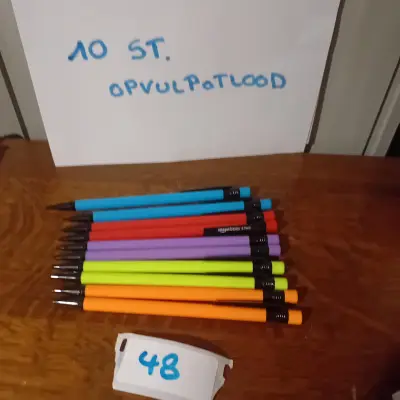 10 stuks vulpotloden in diverse kleuren, merk Amazon Basics (Lot: 48) – kavel bij Goeiendeal, Lommel