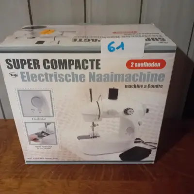 Super compacte elektrische naaimachine met 2 snelheden, merk Top (Lot: 61) – kavel bij Goeiendeal, Lommel