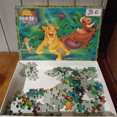 Kinderpuzzel "The Lion King" met 100 stukjes, voorzien van Disney-afbeelding (Lot: B 6) – kavel bij Goeiendeal, Lommel