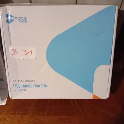 Fiber media converter 10/100/1000M in originele doos, merk Nestong (Lot: B 31) – kavel bij Goeiendeal, Lommel