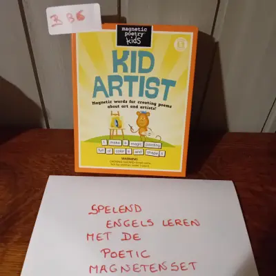 Educatieve magnetische woordenset "Kid Artist - Magnetic poetry kids" om spelend Engels te leren, merk Magnetic Poetry (Lot: B 86) – kavel bij Goeiendeal, Lommel