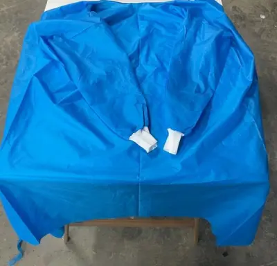 1600x Operatie schorten maat xl 32 dozen van 50 stuks op een pallet – kavel bij Belga Veilingen, Poppel