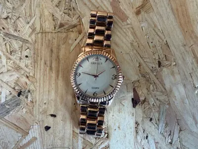 Ca. 10x Dames Horloge Grealy, Rose & White – kavel bij Onlineveilingmeester
