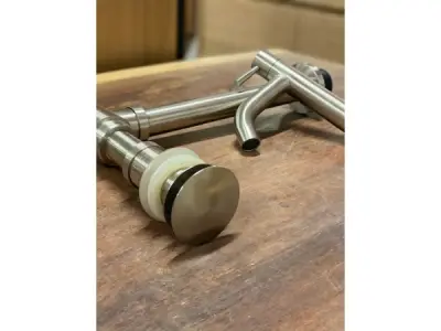 RVS Fonteinkraan met Universele Sifon set – kavel bij XL Auctions