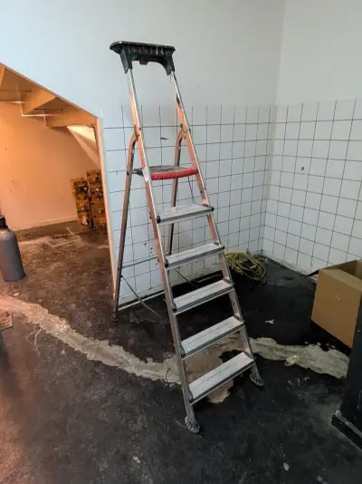 Werktrap 5-treeds met bordes – kavel bij Onlineveilingmeester, Hengelo