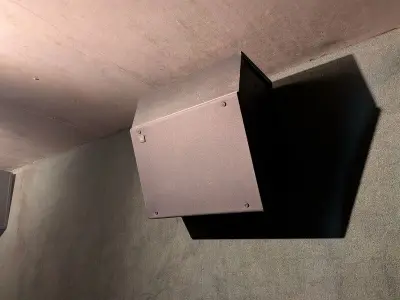 10x Bioscoopluidspreker / Surround speaker JBL – kavel bij Onlineveilingmeester, Hengelo