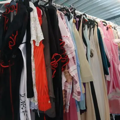 Ca. 133x Vrouw, lingerie en nachtkleding – kavel bij Onlineveilingmeester, Drachten
