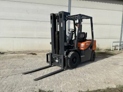 2020 Doosan D25GP heftruck (demotoestel) – kavel bij Dome Auctions, Tielt